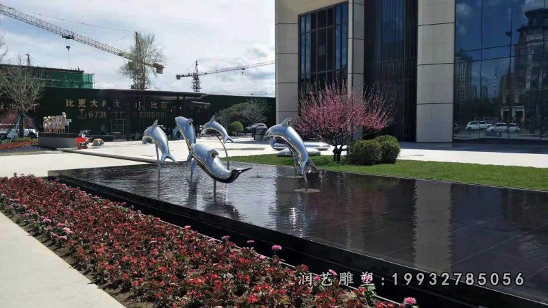 广场不锈钢海豚动物雕塑