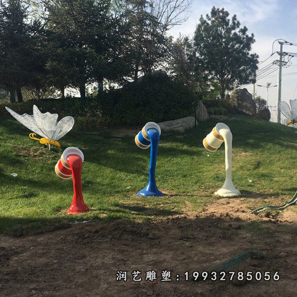校园玻璃钢油漆桶雕塑