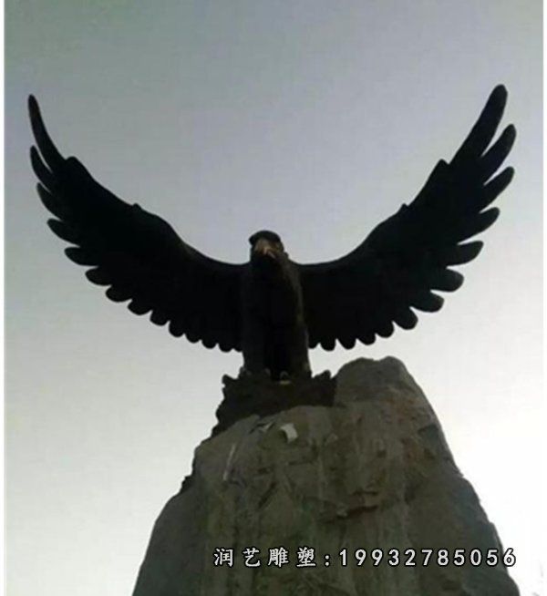 广场动物老鹰铜雕