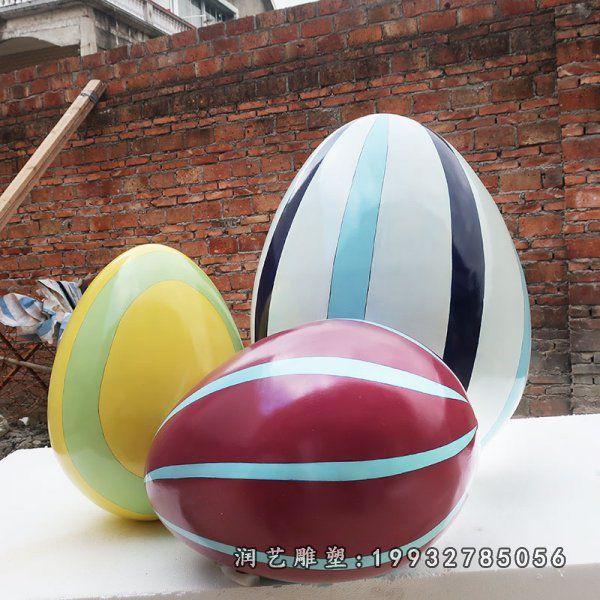 城市玻璃钢鸡蛋景观雕塑