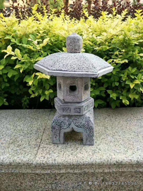 广场石灯雕塑 (3)