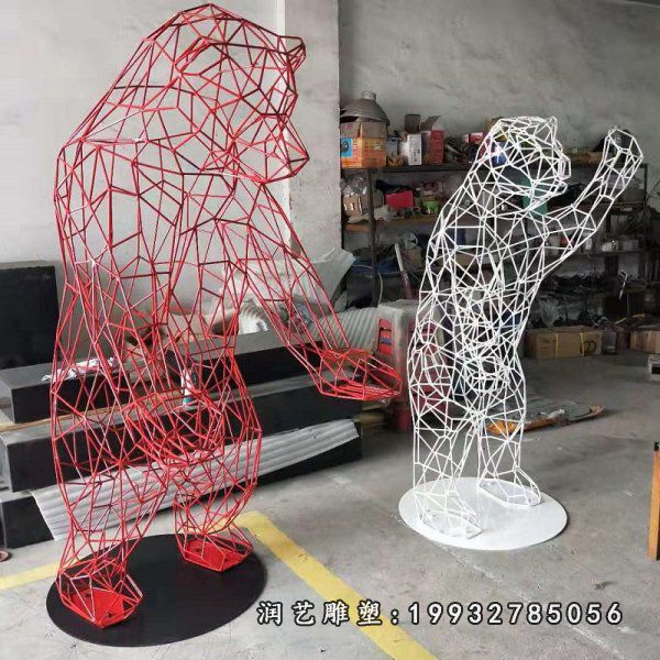 不锈钢熊雕塑