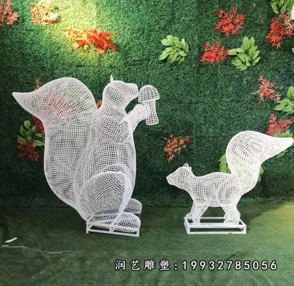 不锈钢松鼠动物雕塑