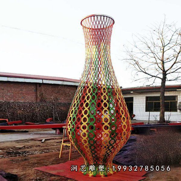 不锈钢花瓶景观雕塑