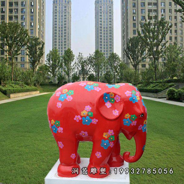 玻璃钢大象雕塑