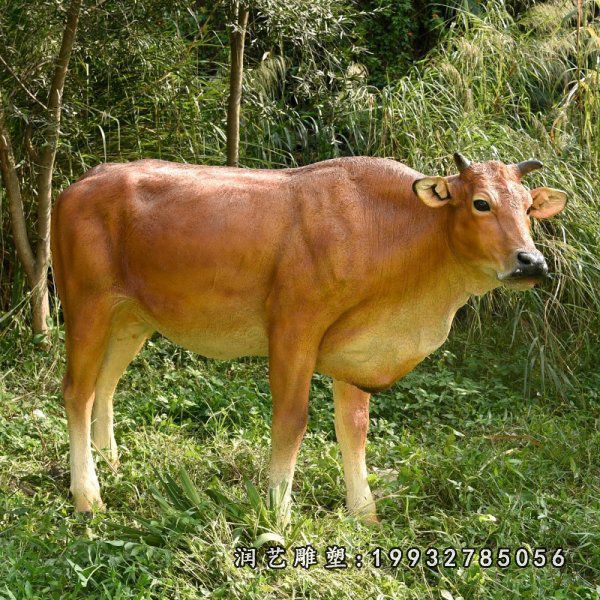 玻璃钢黄牛动物雕塑