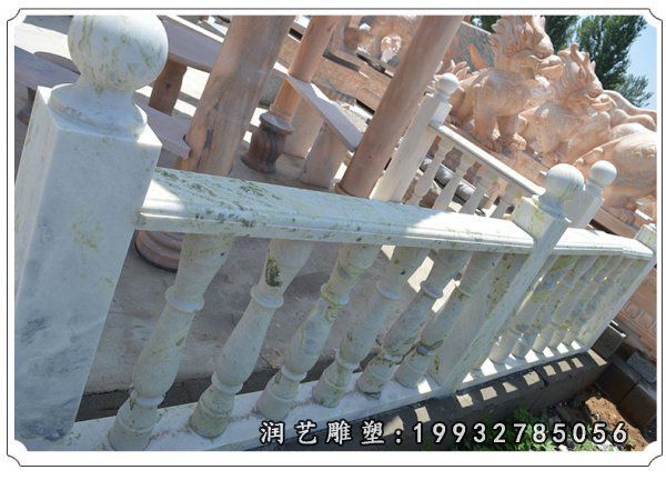 大理石栏杆雕塑
