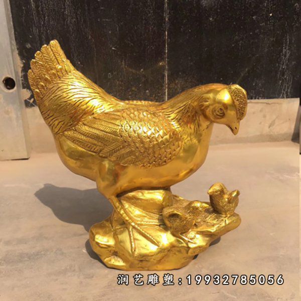 铜雕公园动物鸡