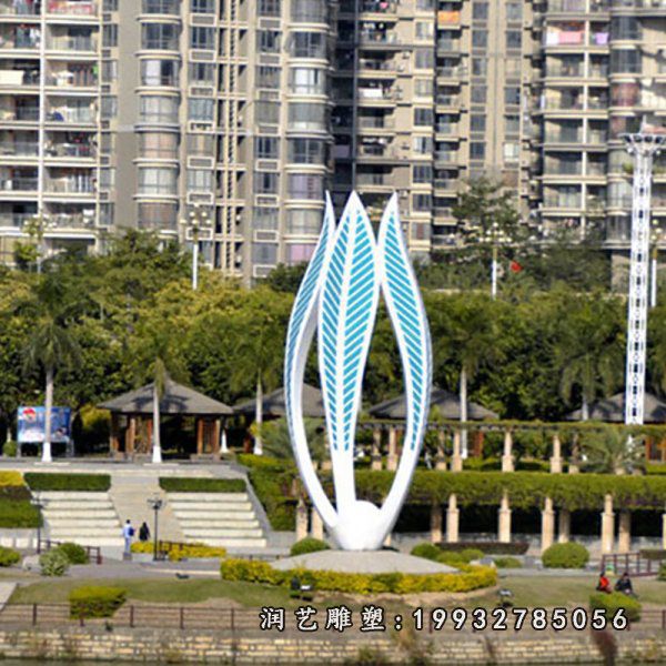 小区不锈钢花苞雕塑