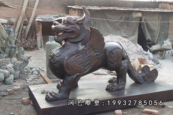 铜雕公园貔貅雕塑