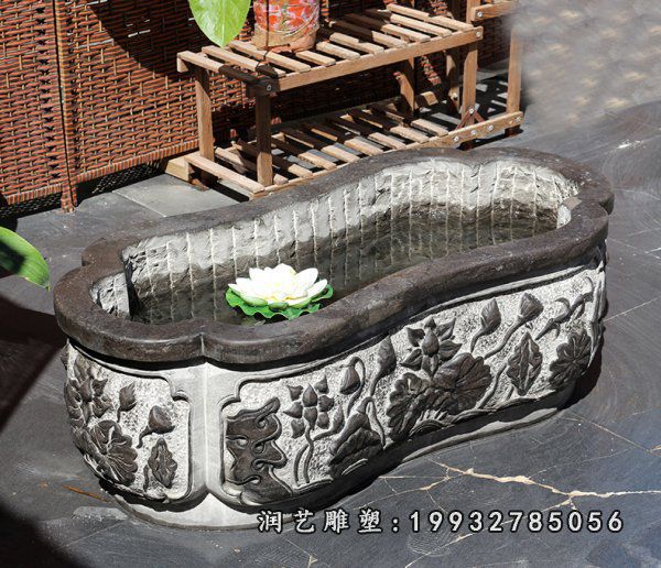 青石庭院鱼缸雕塑