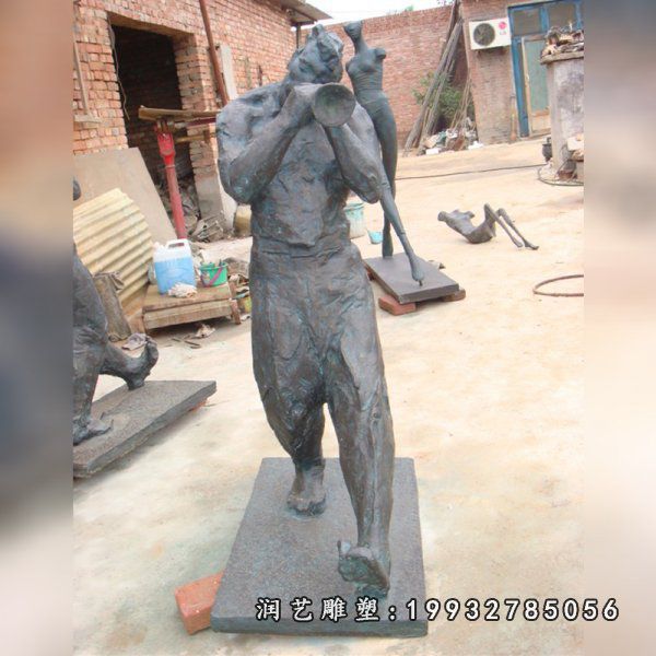 铜雕演奏人物园林雕塑