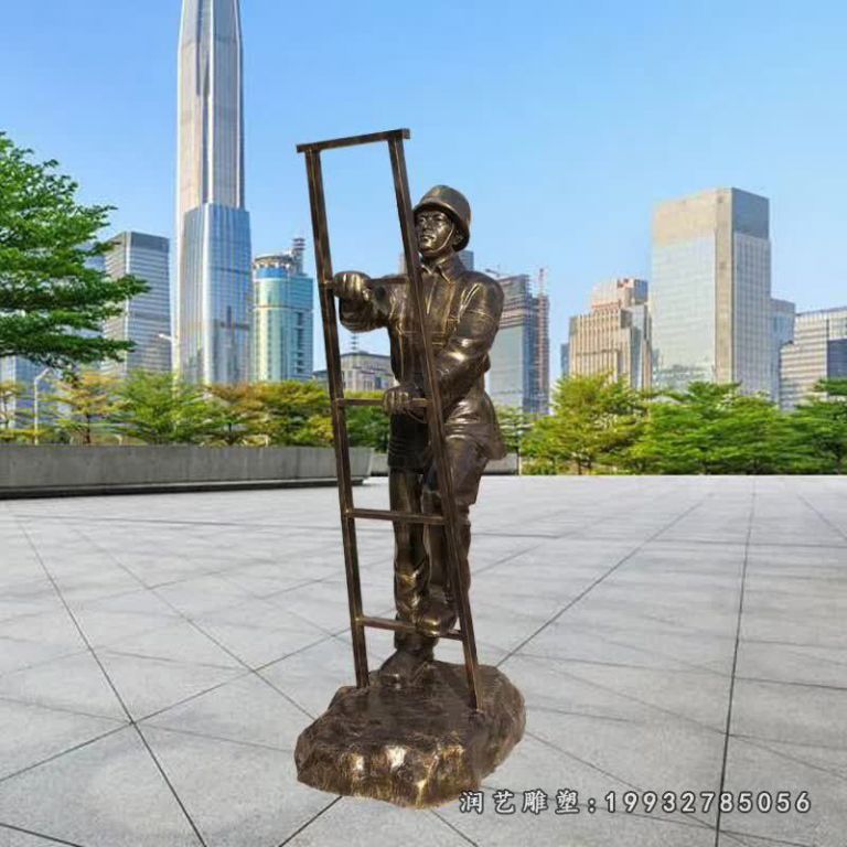 庭院人物消防员铜雕