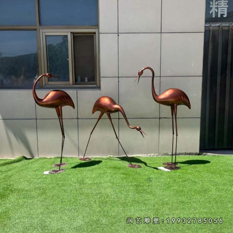公园动物仙鹤铜雕