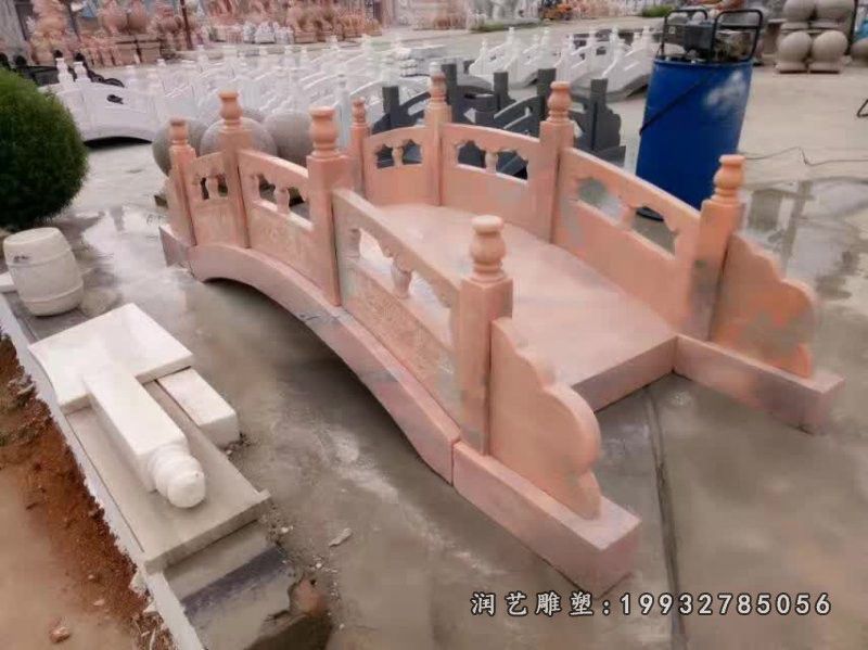 步行街景观石桥雕塑