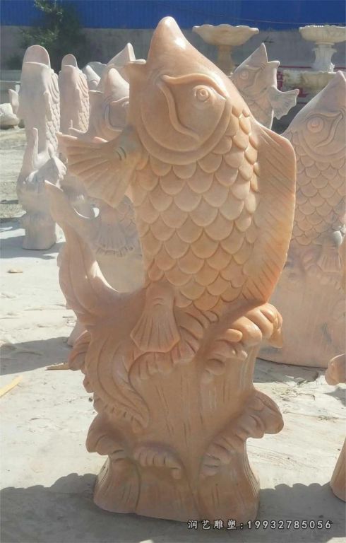 小区动物鱼石雕