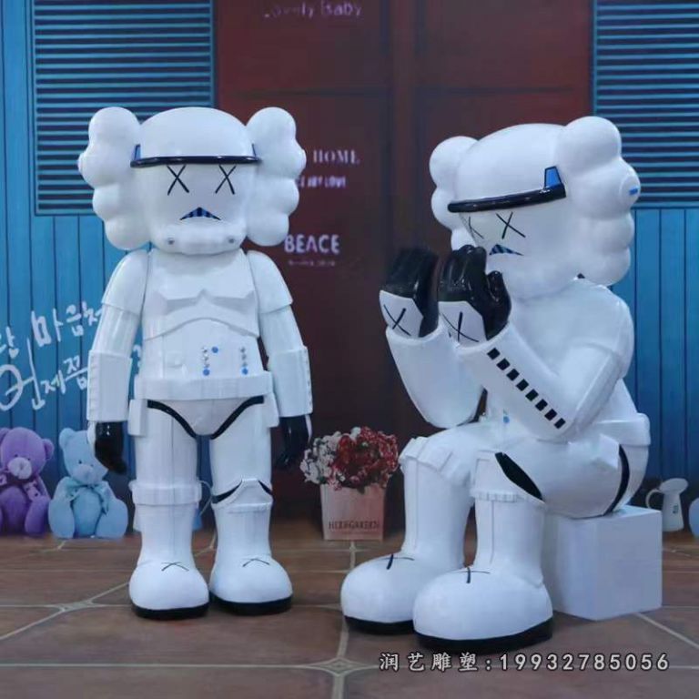 园林玻璃钢kaws雕塑