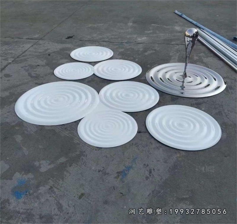 园林不锈钢水滴雕塑