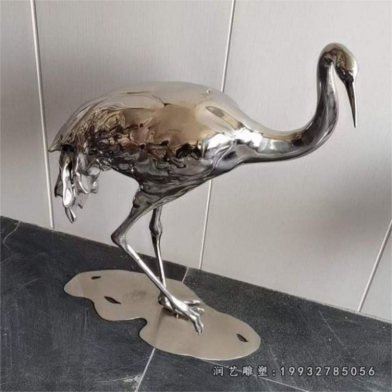 学校不锈钢仙鹤雕塑