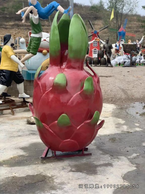 公寓玻璃钢火龙果雕塑