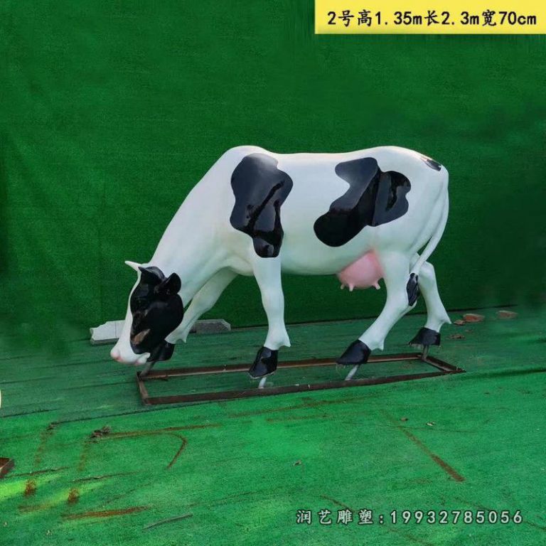 街道玻璃钢奶牛雕塑