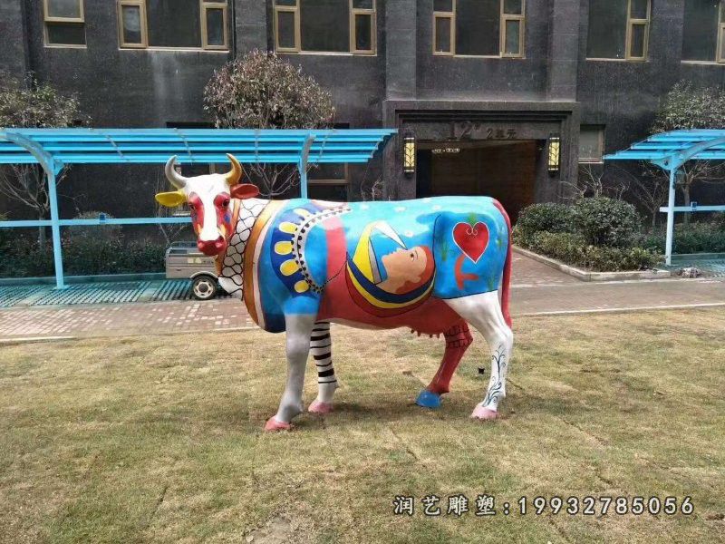 景区玻璃钢动物牛雕塑