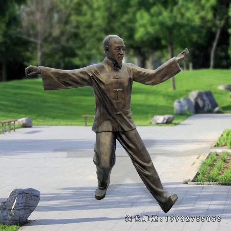 小区人物打太极铜雕